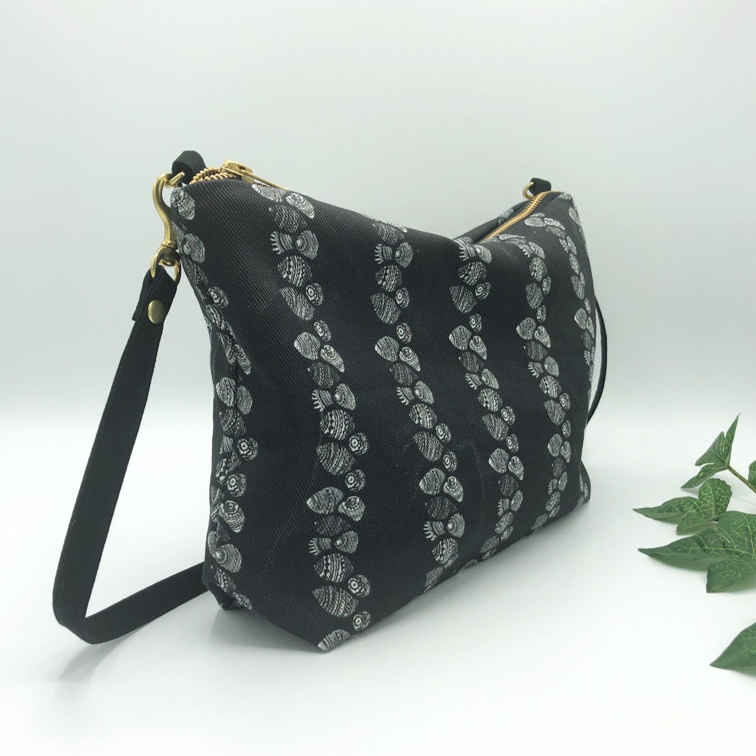 Louis Vuitton Pearl Crossbody Bags for Women
