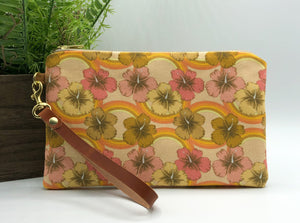 Retro Hibiscus Wristlet